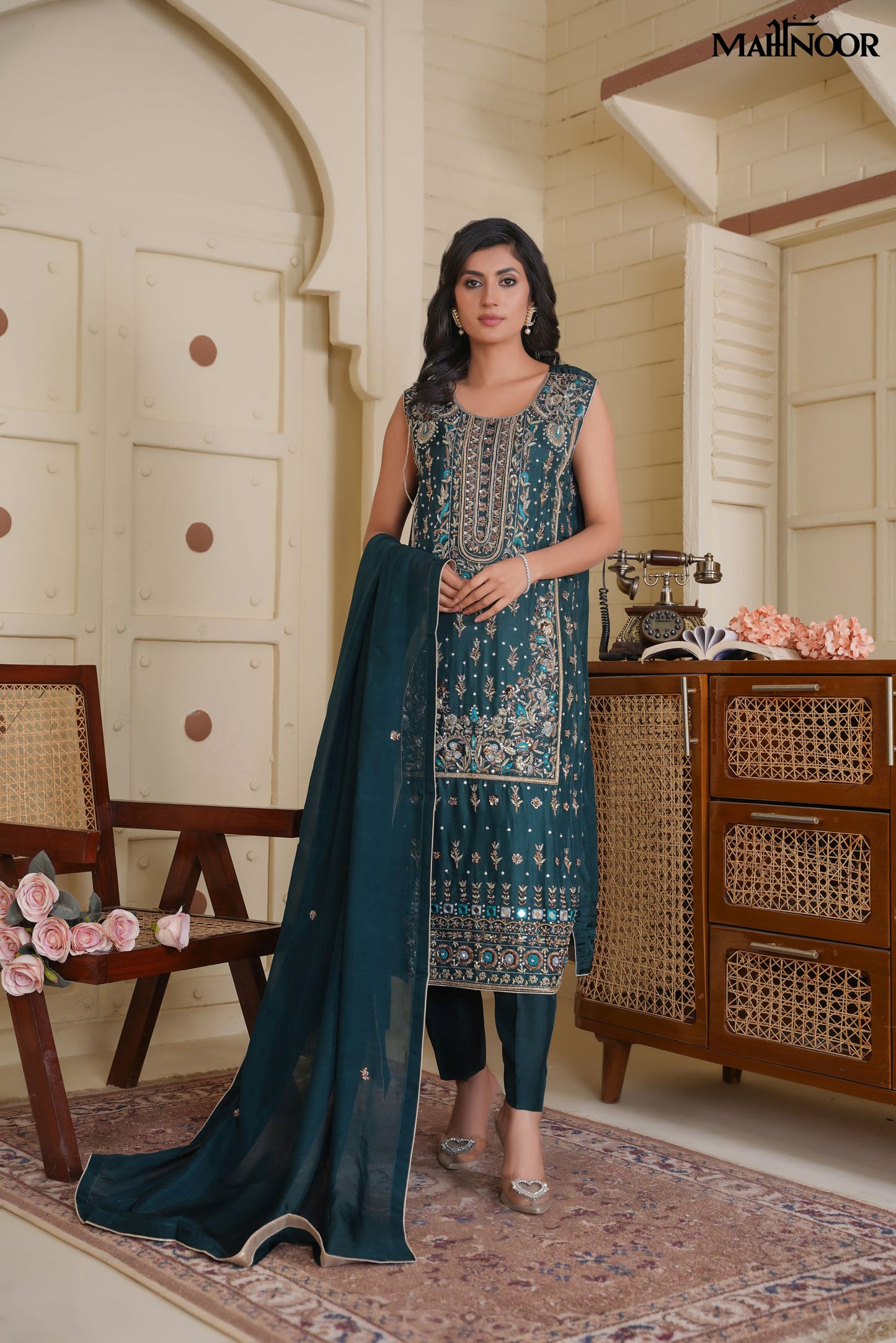 MAHNOOR SILK COLLECTION-LUXURY FORMAL-MCR-1225