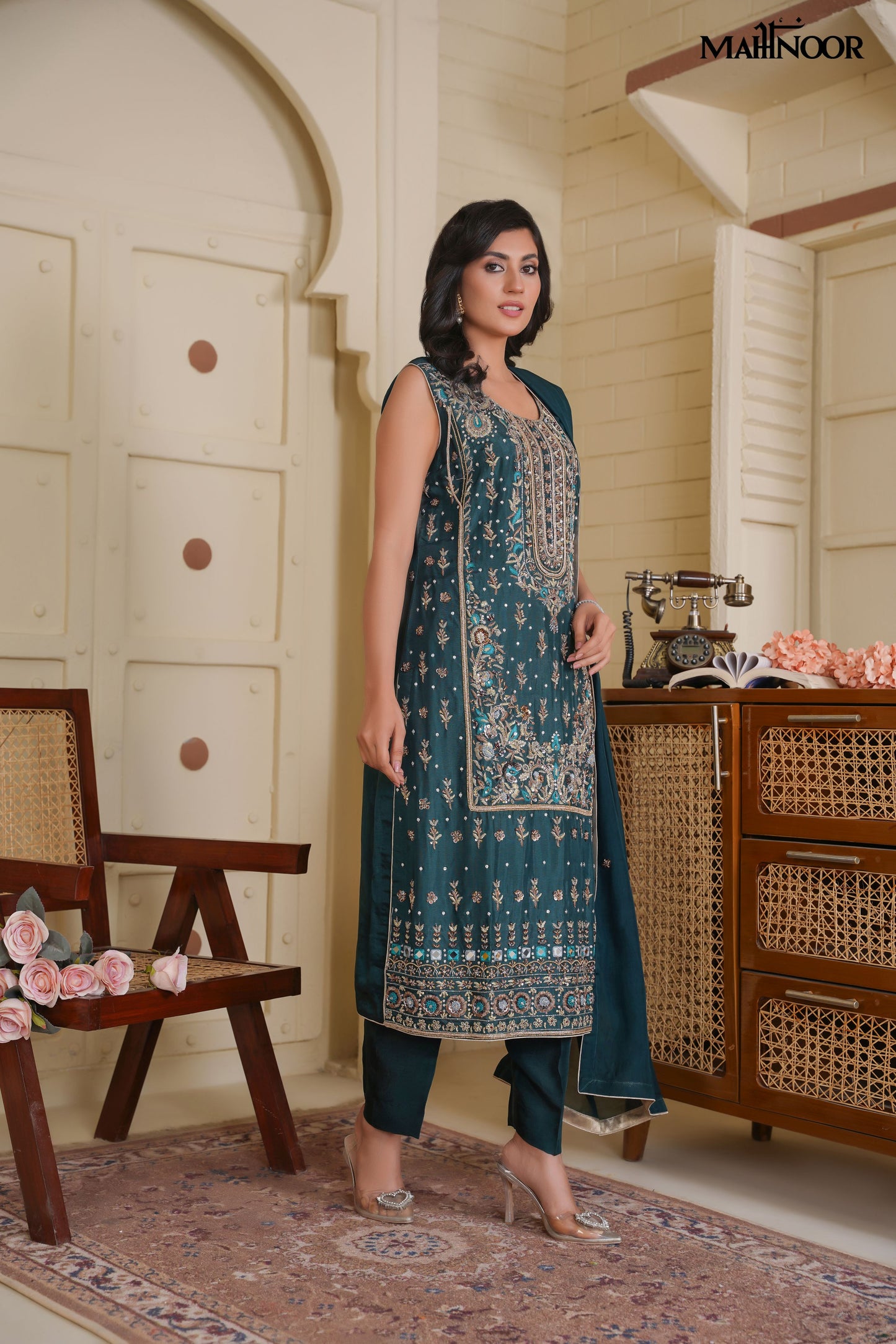 MAHNOOR SILK COLLECTION-LUXURY FORMAL-MCR-1225
