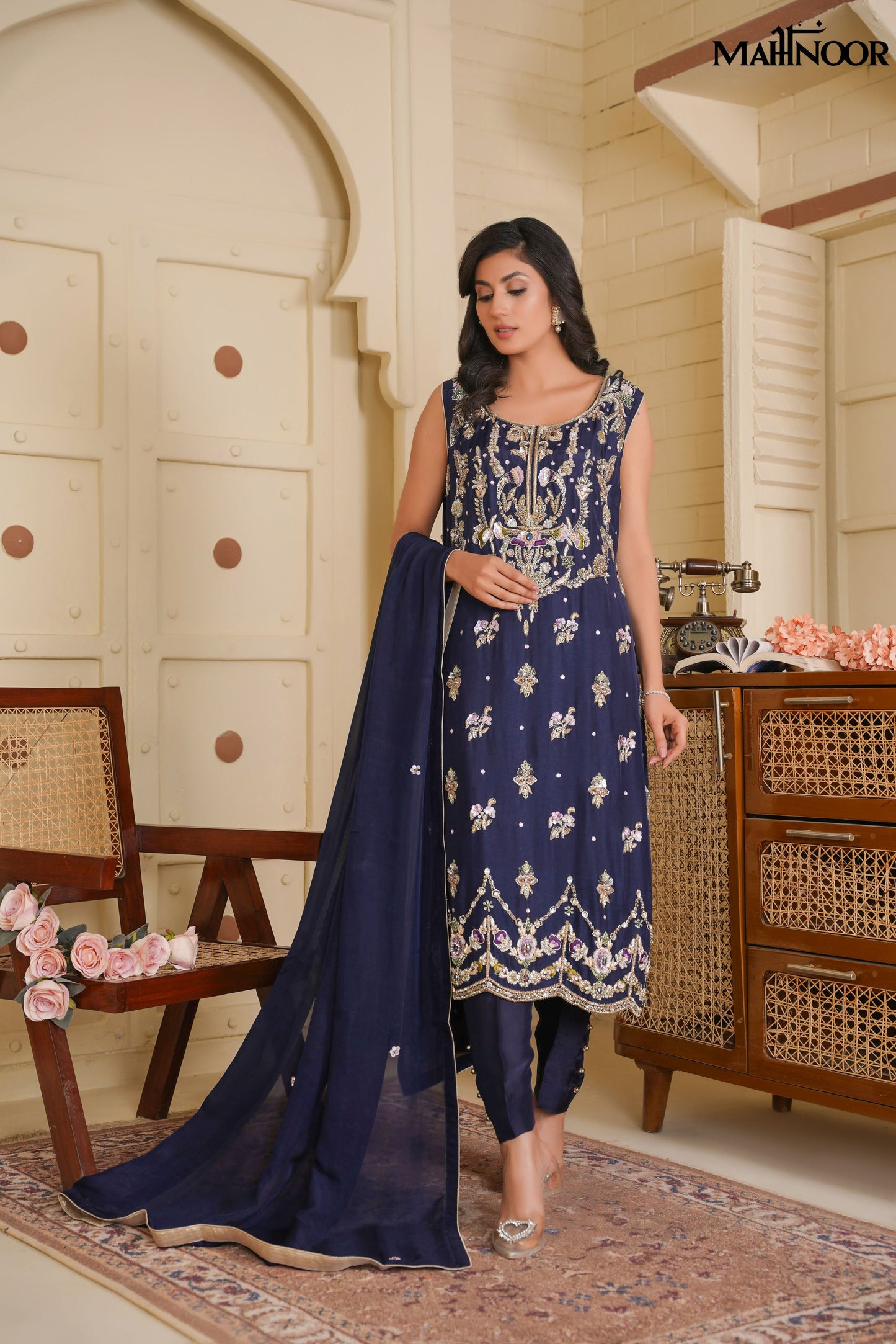 MAHNOOR SILK COLLECTION-LUXURY FORMAL-MCR-1125