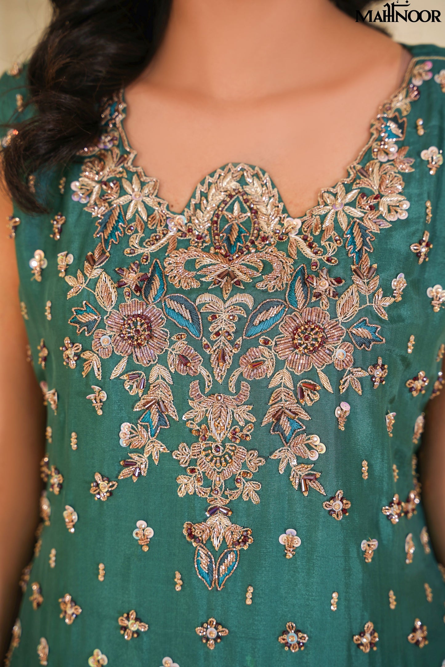 MAHNOOR SILK COLLECTION-LUXURY FORMAL-MCR-1025