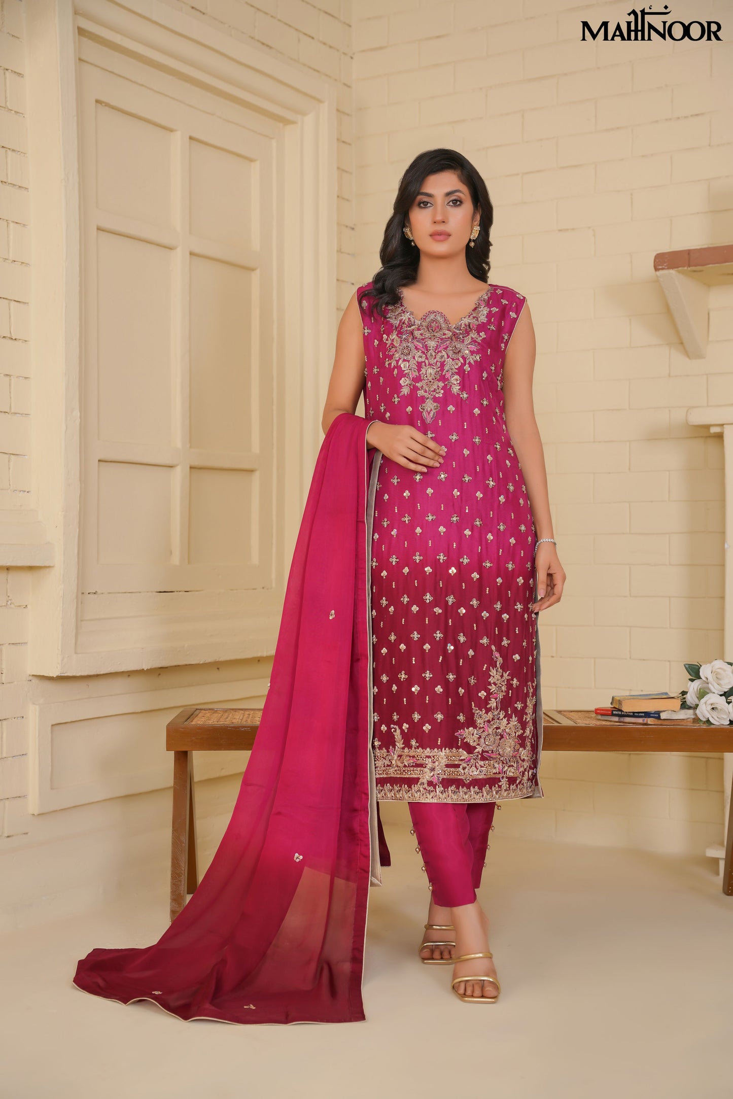 MAHNOOR SILK COLLECTION-LUXURY FORMAL-MCR-0025