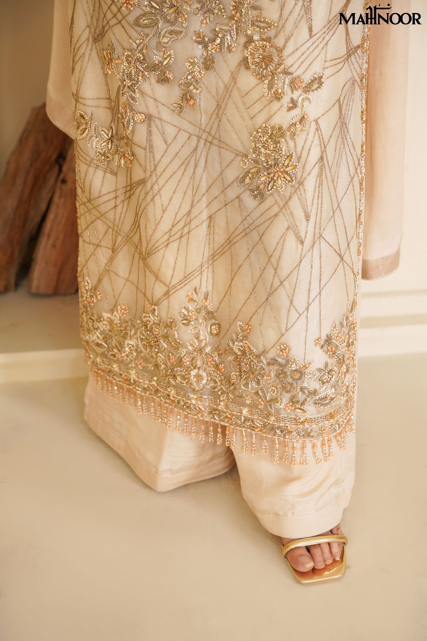 MAHNOOR SILK COLLECTION-LUXURY FORMAL-MNC-4204