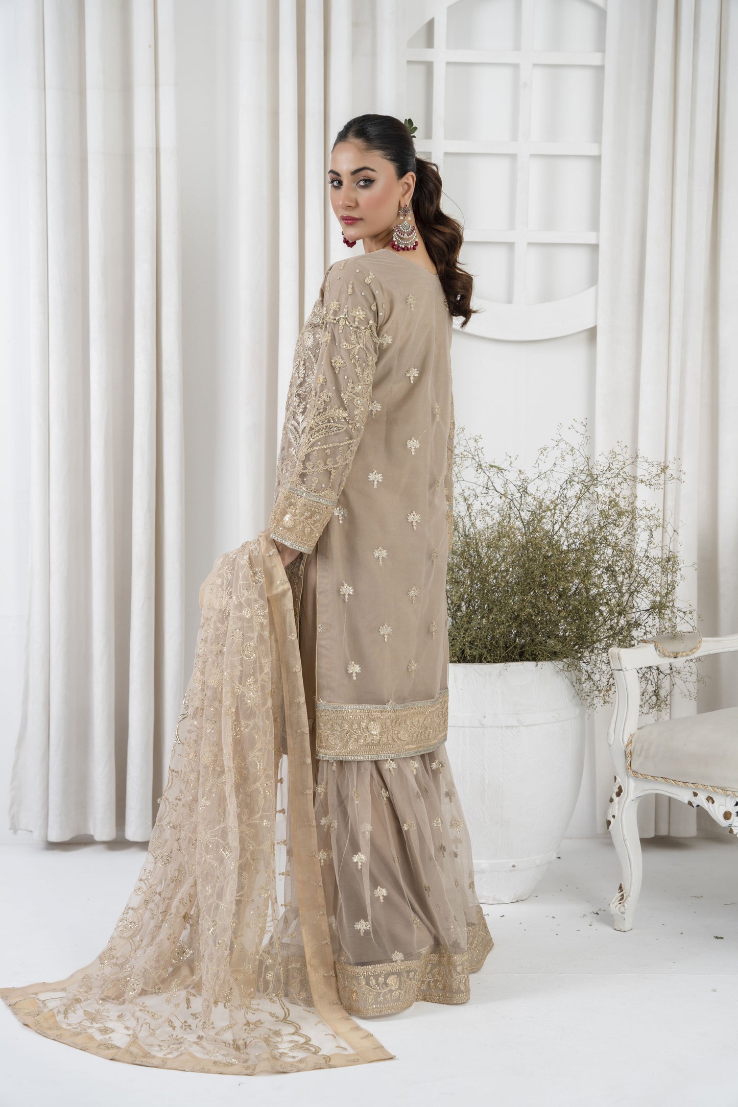 MAHNOOR SILK COLLECTION-LUXURY FORMAL-MNC-6116