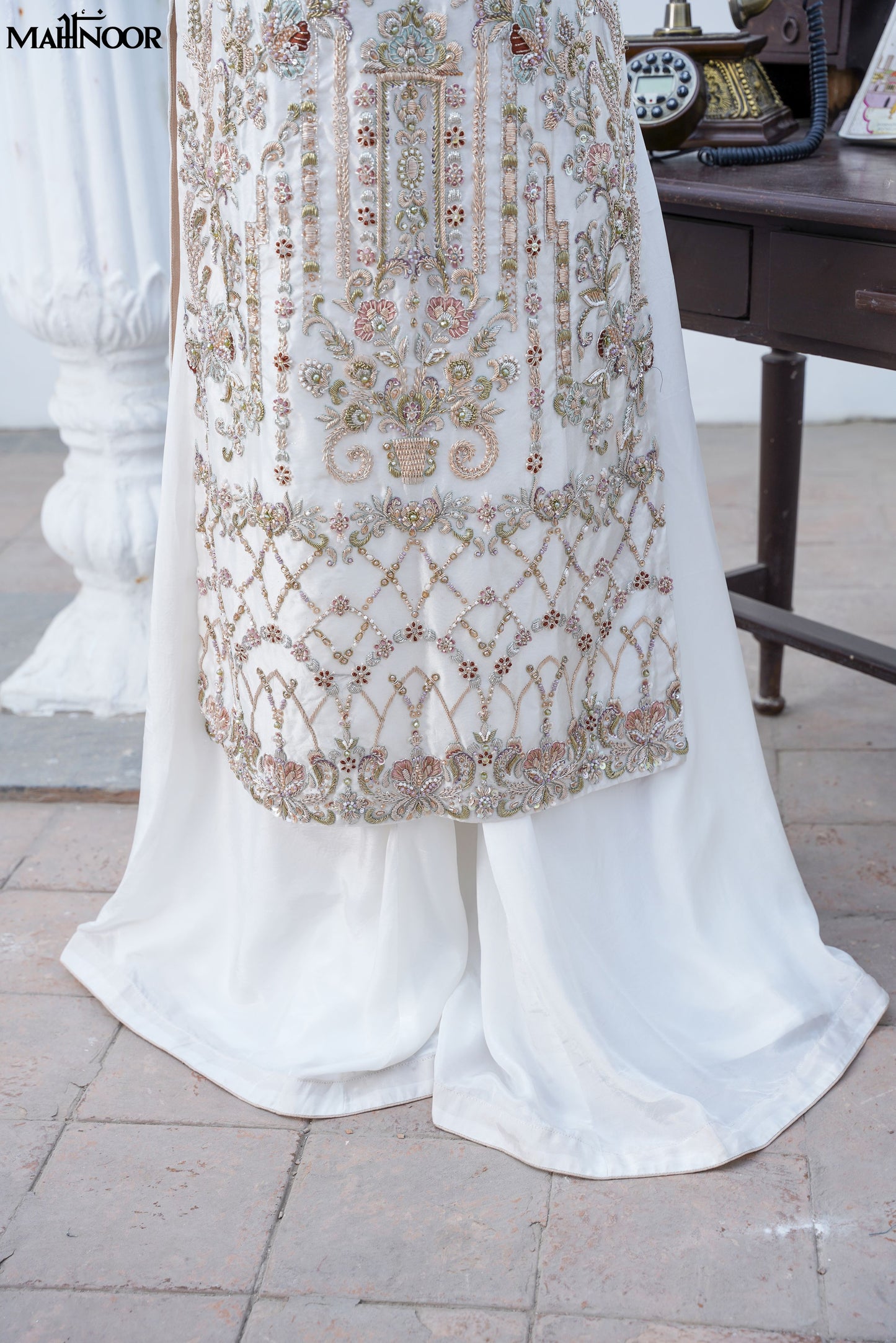 MAHNOOR COLLECTION-MNC-8983