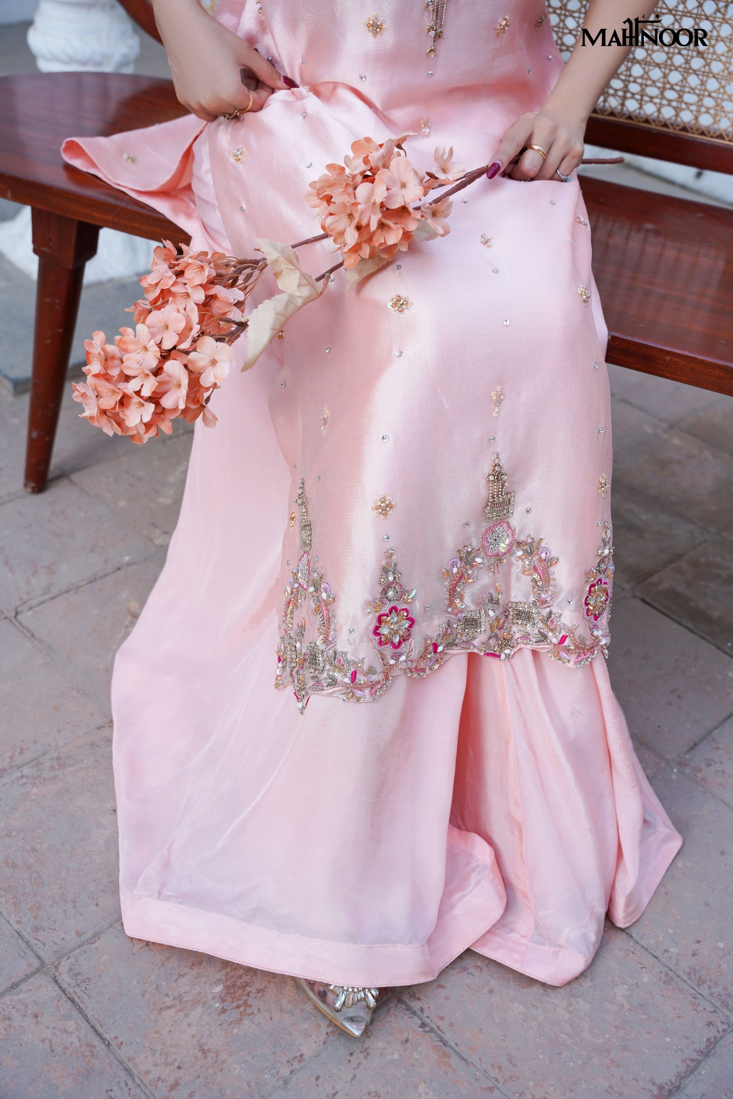 MAHNOOR COLLECTION-MNC-9004