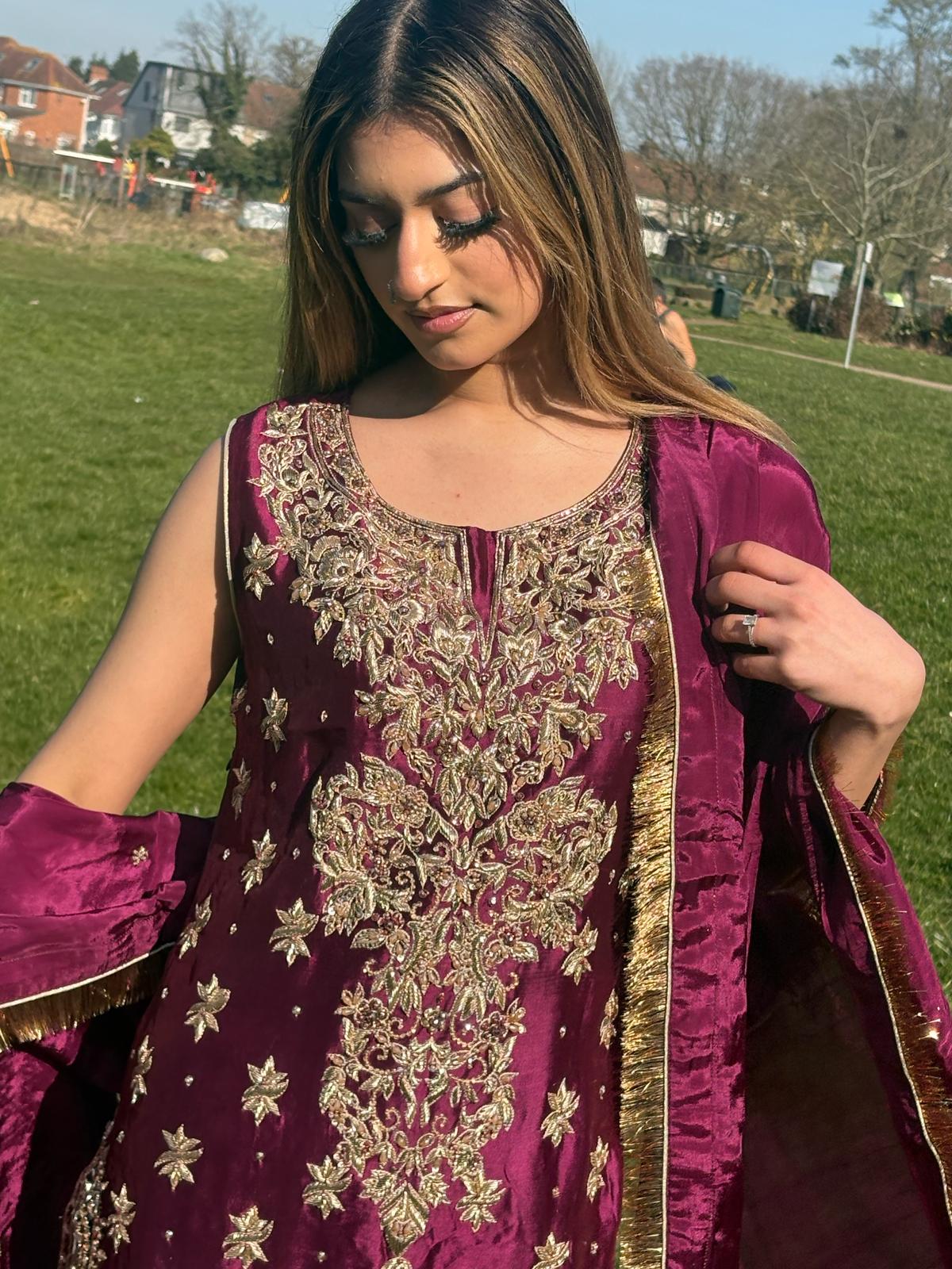 MAHNOOR COLLECTION-LUXURY FORMAL-MNC-4261