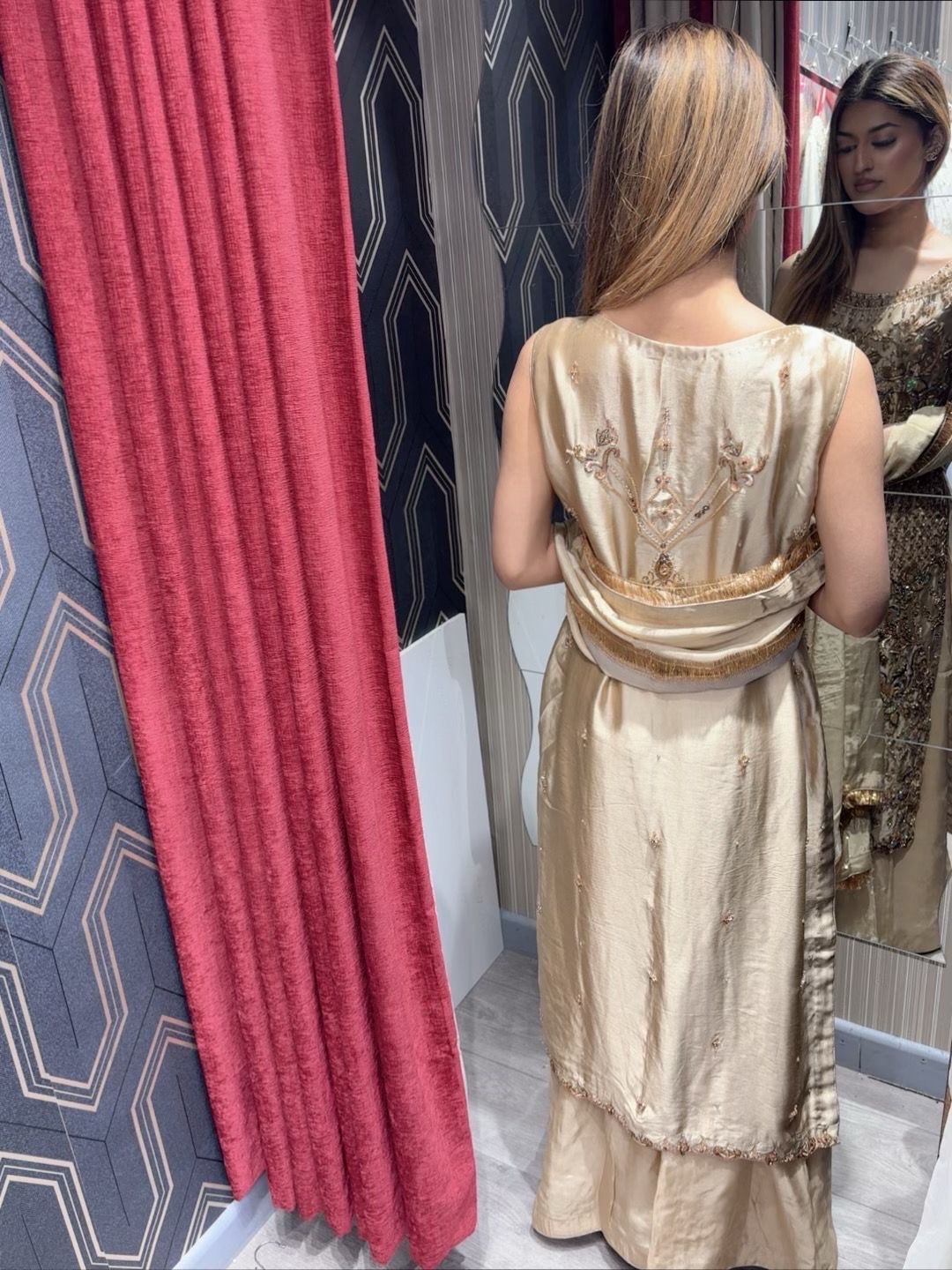 MAHNOOR SILK COLLECTION-MNC-4269