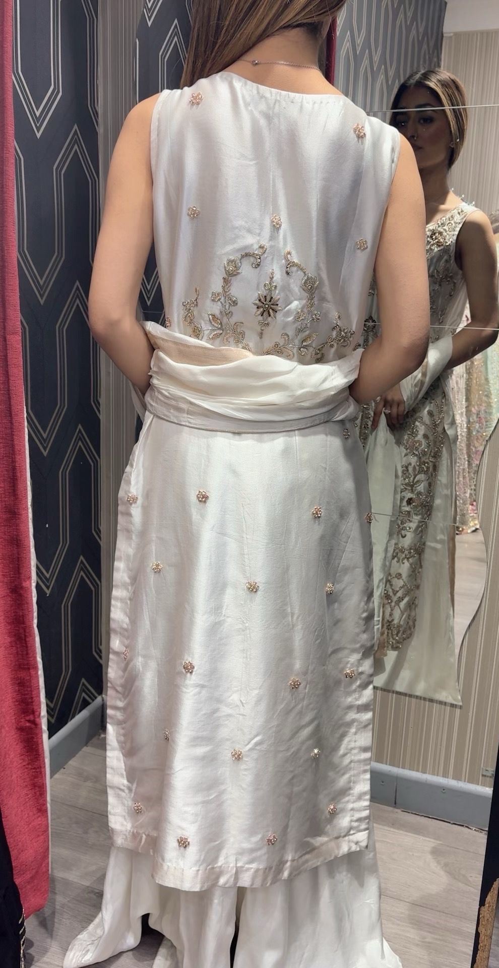 MAHNOOR SILK COLLECTION-MNC-4272