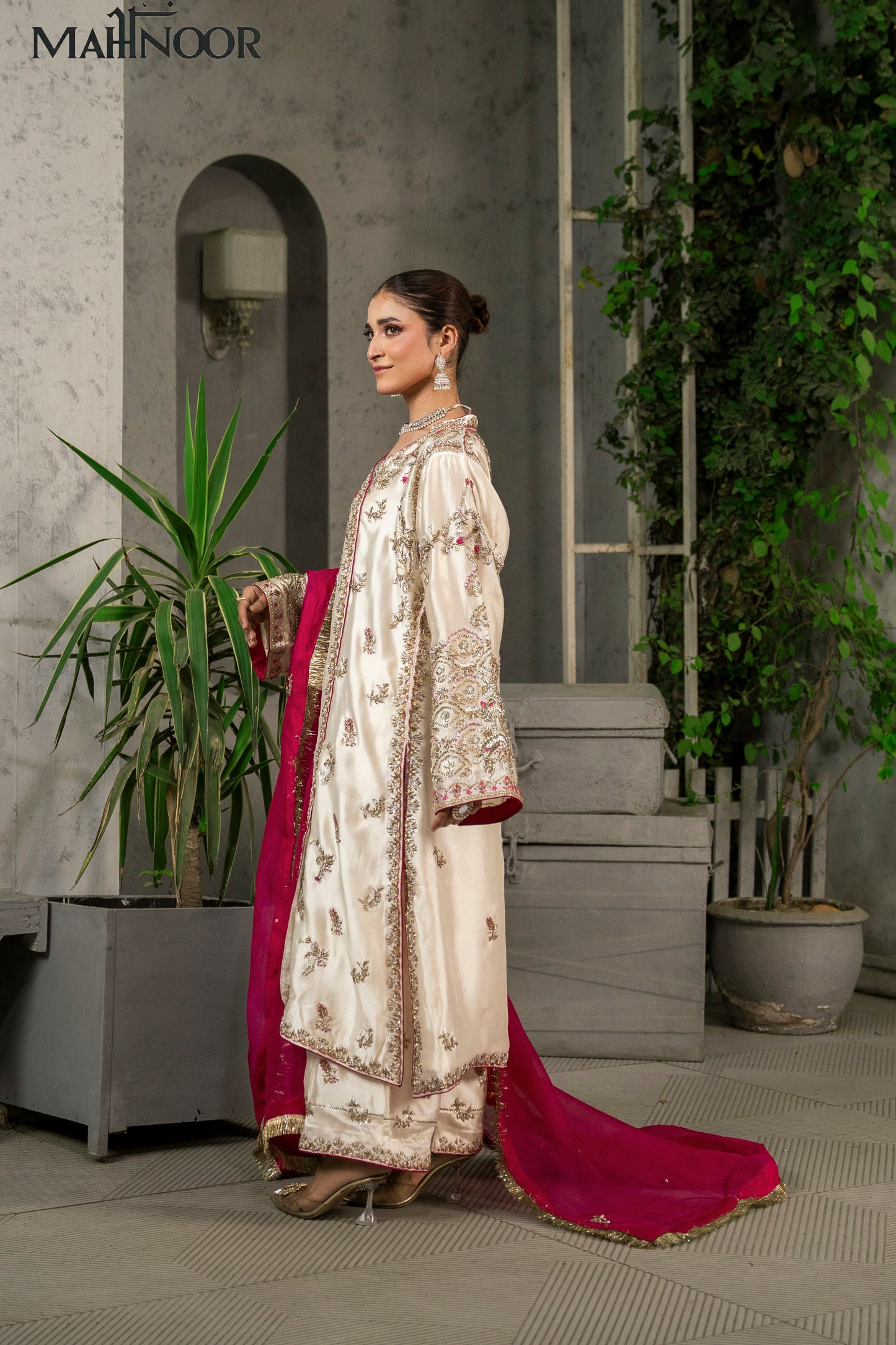 MAHNOOR NEW SPRING LUXURY COLLECTION VOL-IV-MNC-4275