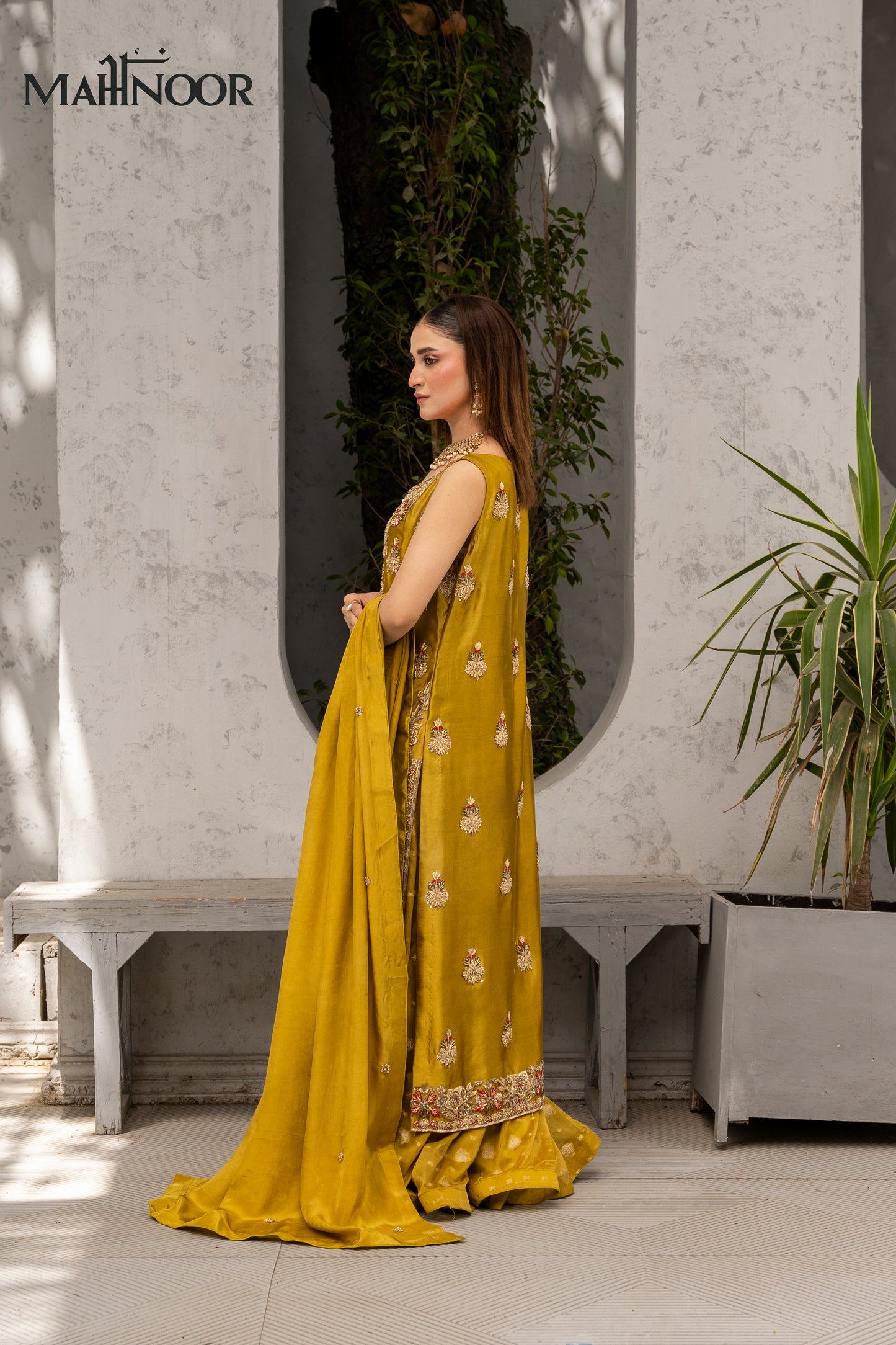 MAHNOOR NEW SPRING LUXURY COLLECTION VOL-IV-MNC-4286