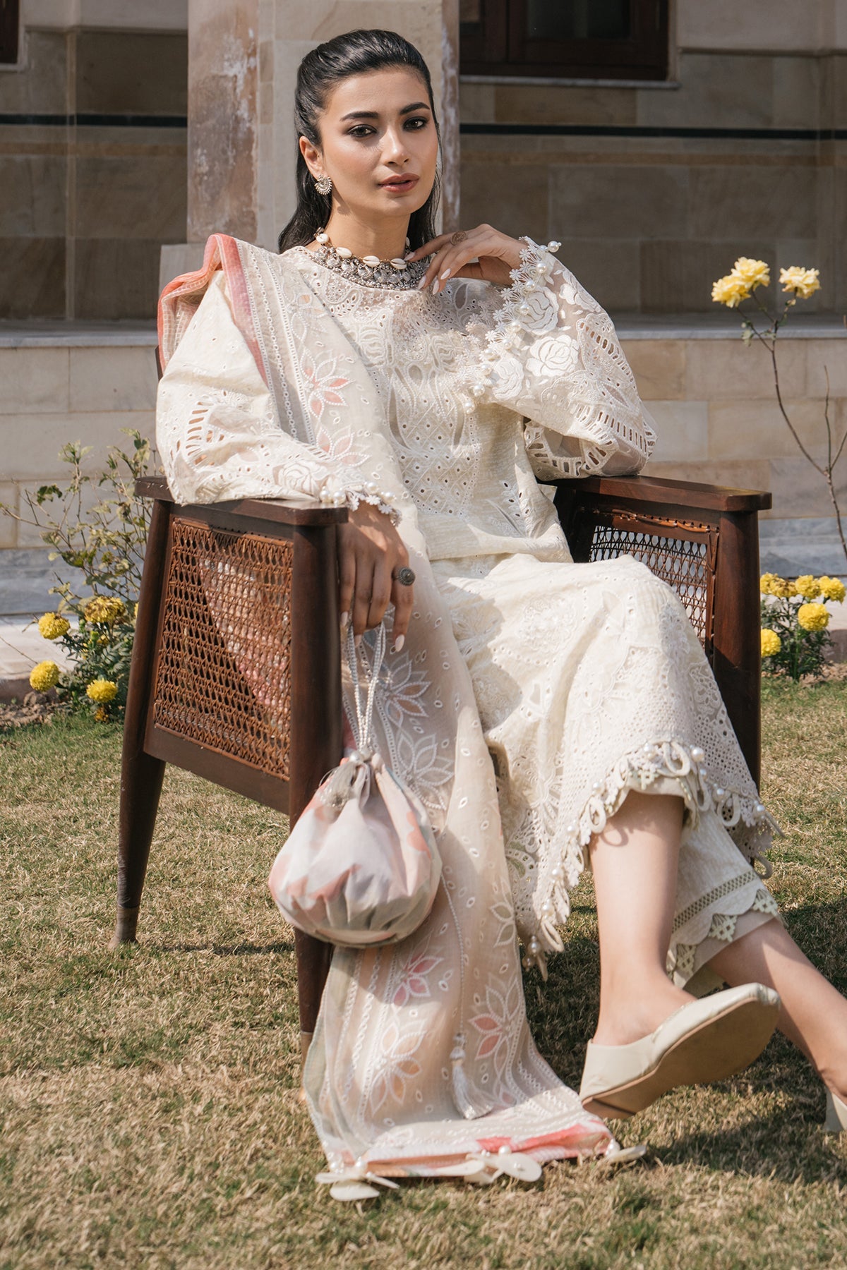 ALIZEH-JAZMIN-EMBROIDERED LUXURY LAWN SL24-D7