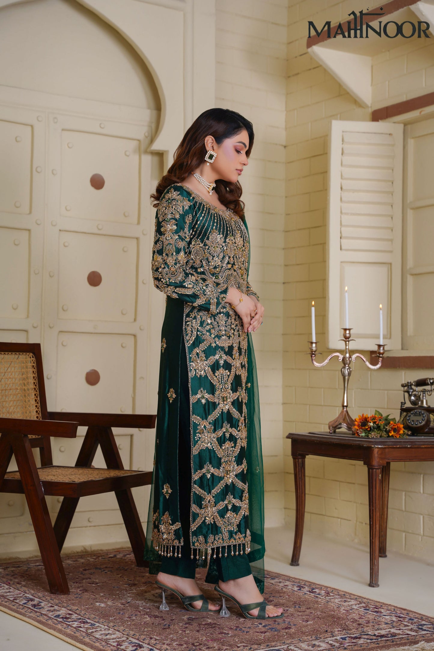 MAHNOOR COLLECTION-LUXURY FORMAL-MNC-4170