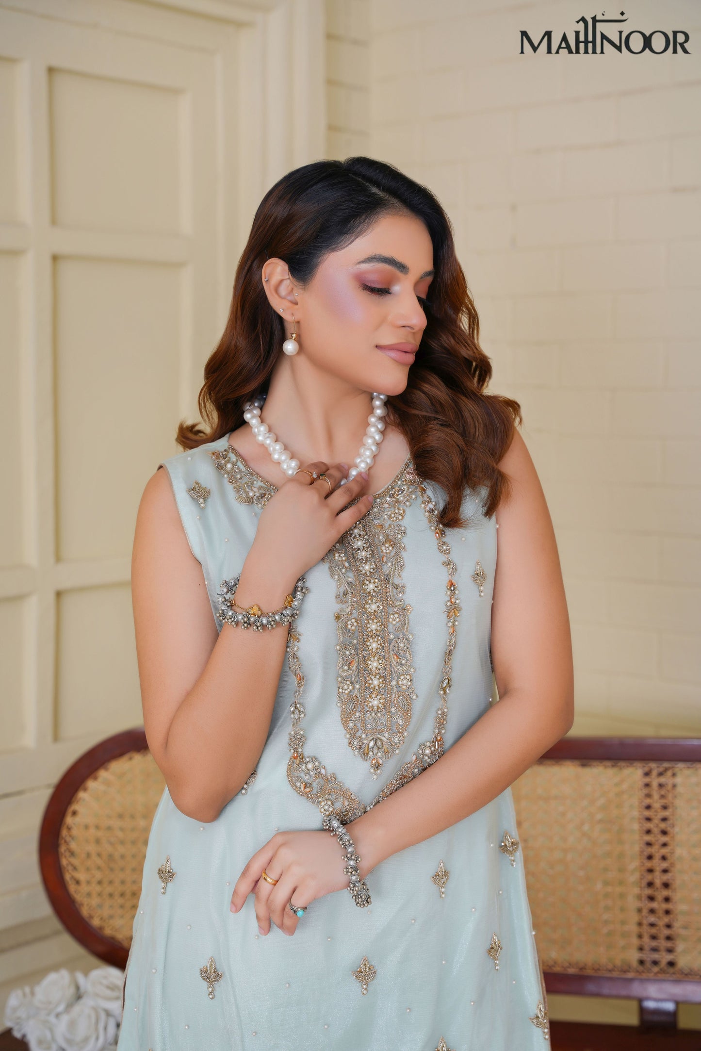 MAHNOOR COLLECTION-LUXURY FORMAL-MNC-4174