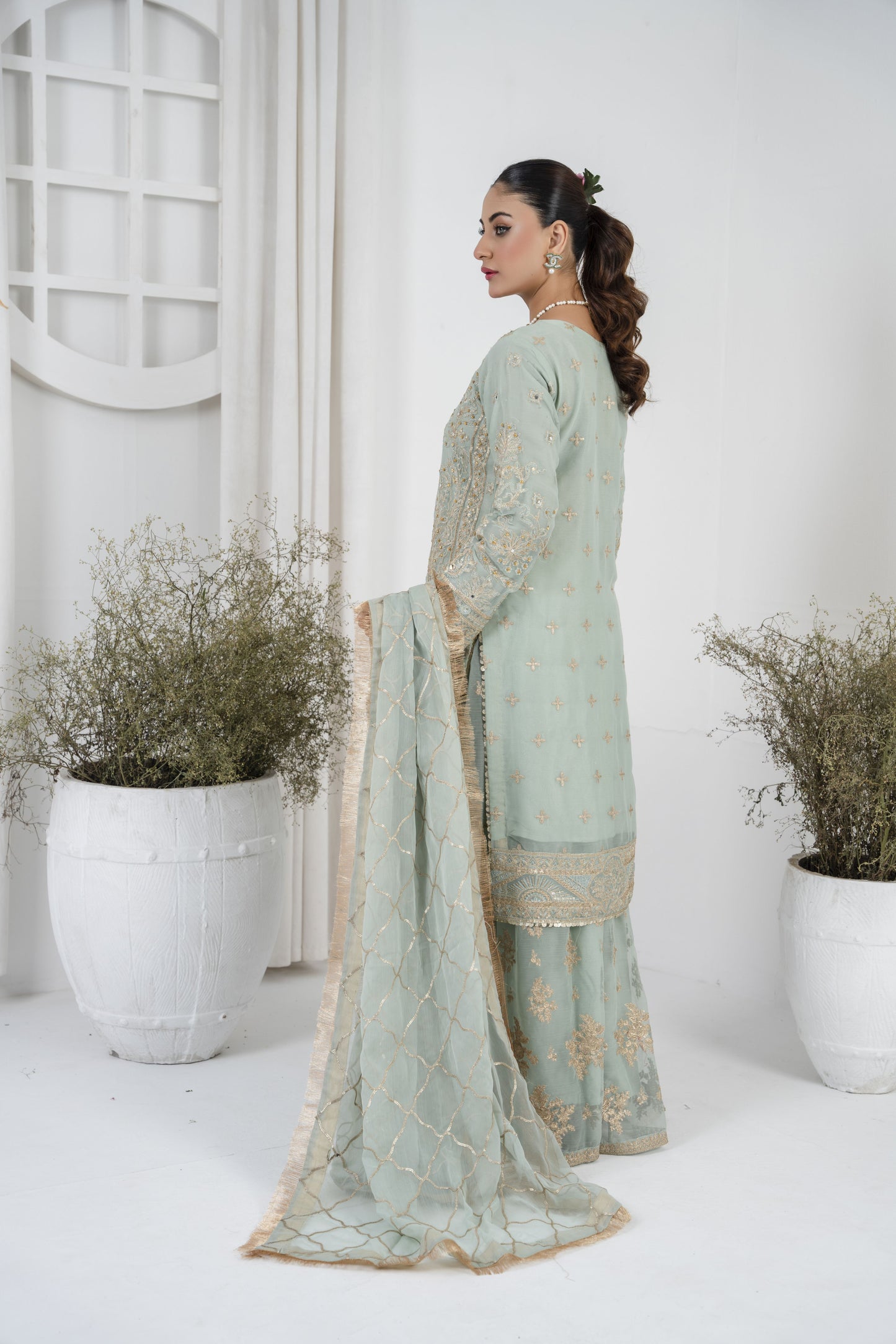 MAHNOOR COLLECTION-READY TO WEAR-MNC-SHARARA