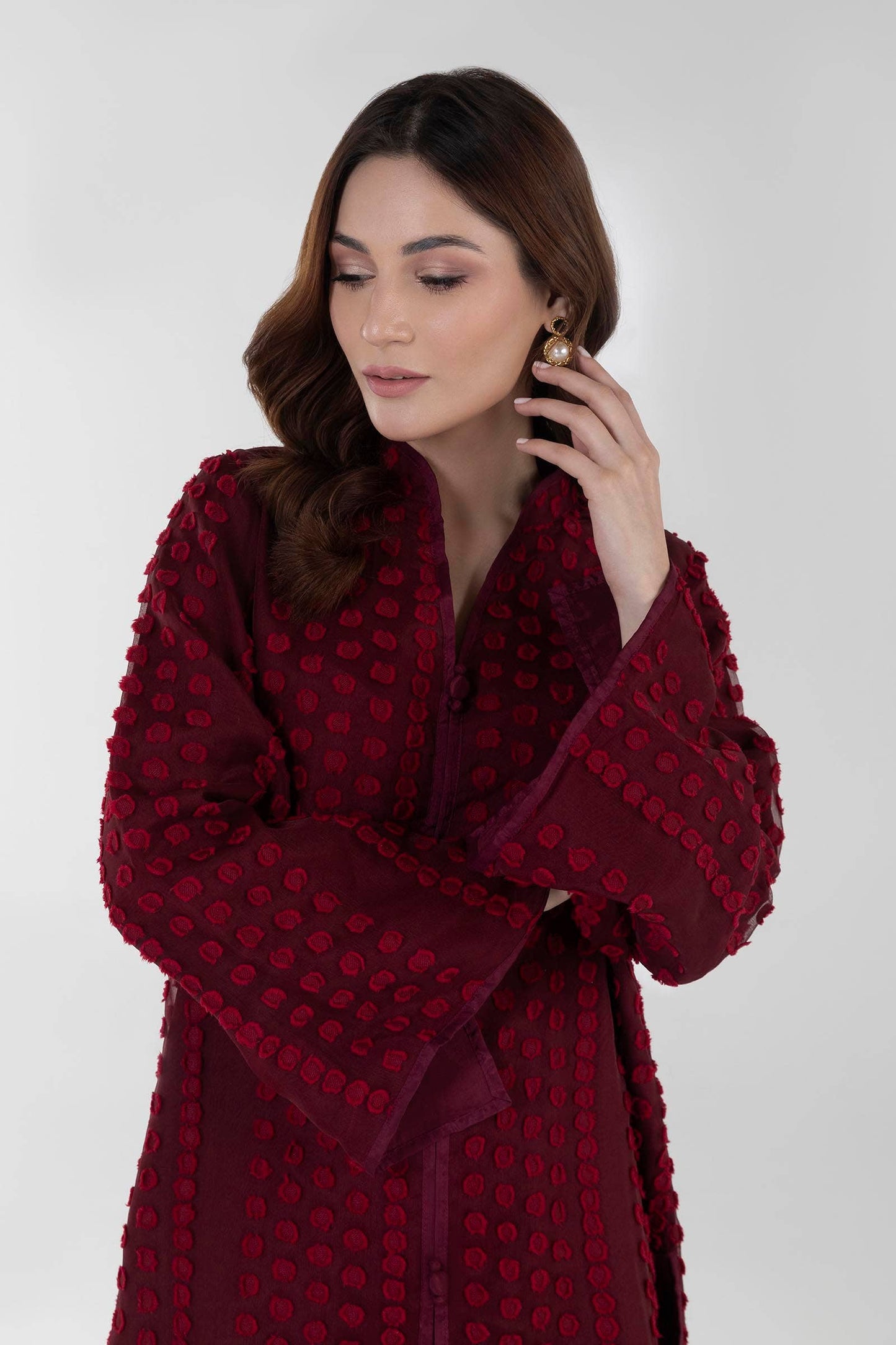 SANA SAFINAZ-BROCHIA MAROON